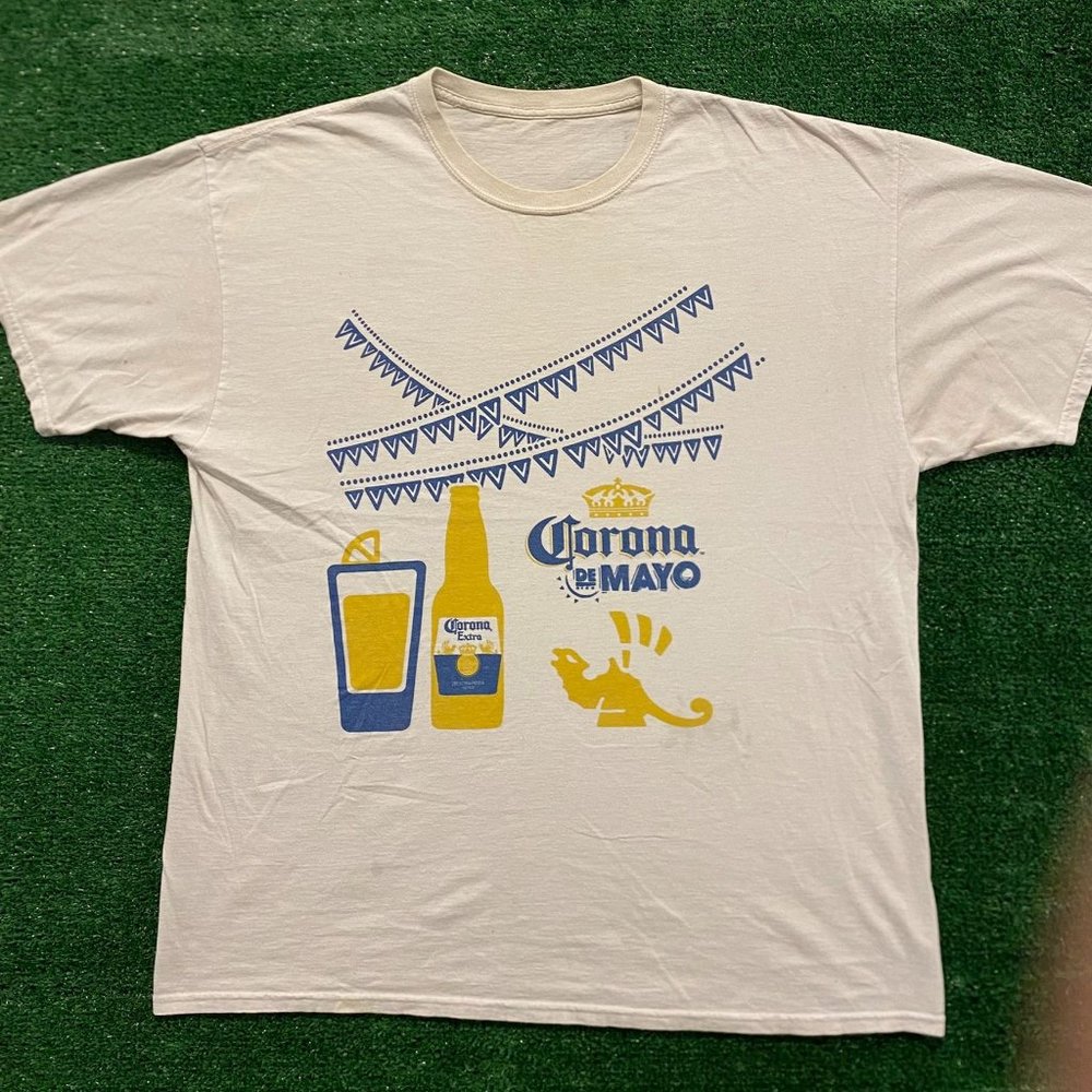 Vintage Y2K Corona Extra Cinco de Mayo T-Shirt Boxy White Beer